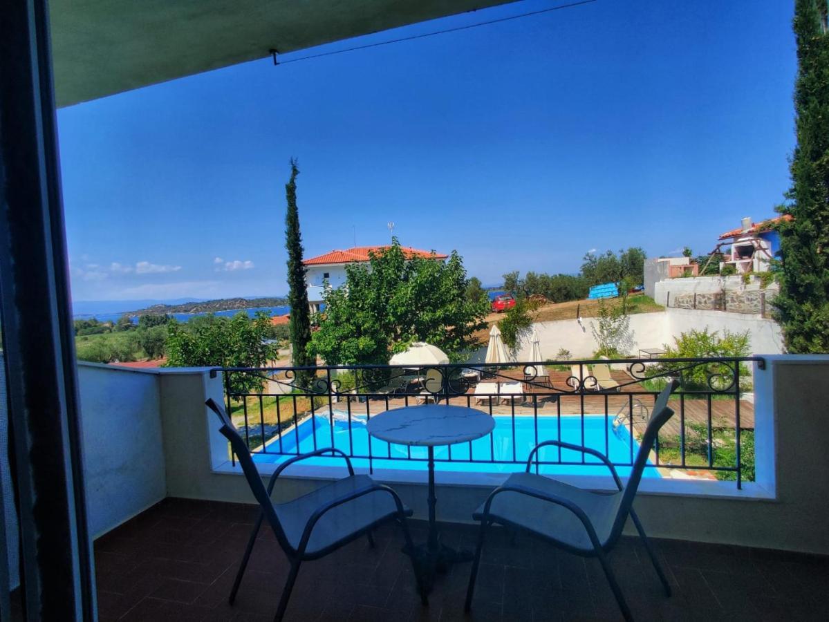 Lofos Vourvourou Apartment Exterior photo