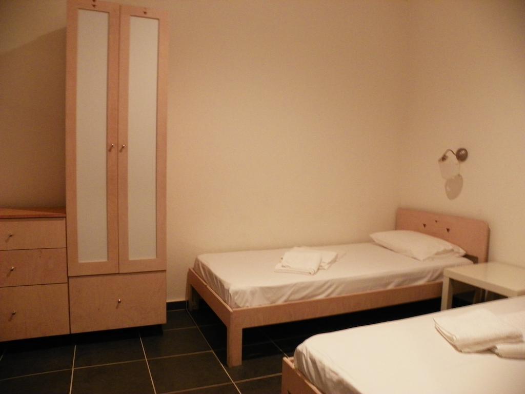 Lofos Vourvourou Apartment Room photo