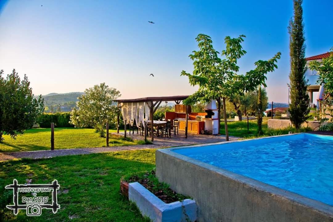 Lofos Vourvourou Apartment Exterior photo